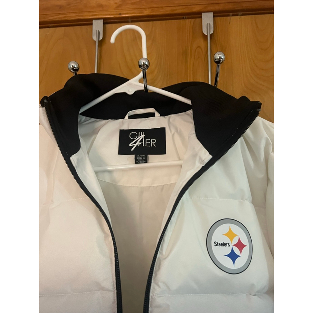NWT NFL Steelers Puffer Jacket Women’s Size S Black & White Ombre - Picture 9 of 15